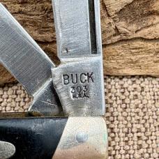 BUCK CADET 303 Pocket Knife USA Pre 1972 Black Sawcut Delrin 3 Blade Folder(192)