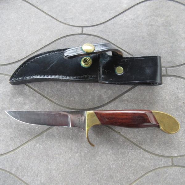 Vtg Olsen OK Hunting Knife w/ Leather Sheath Brass Finger Grip & Butt Used