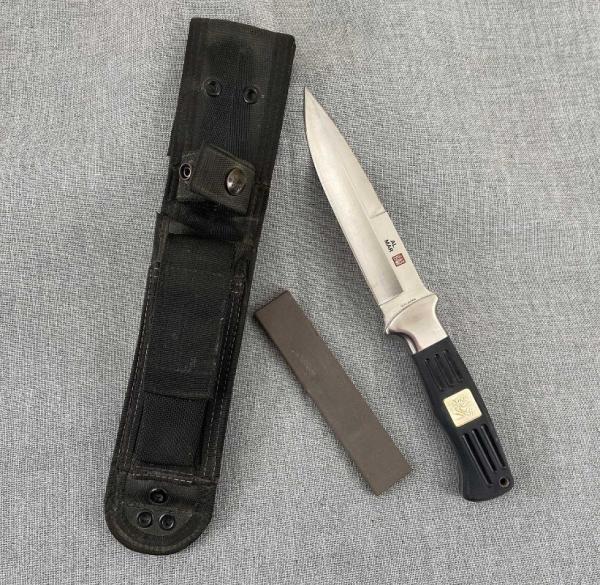 Al Mar SERE IV – pattern 3004-B – Rubber Handle Fighting Knife w/ sheath