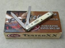Case XX USA 2005 Red Bone & Natural Bone 6282 SP-SS Baby Doc Magician's Knife in Box