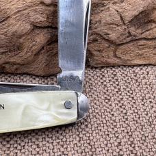 Vintage USA Advertising Pocket Knife Log Cabin Bar 3 blade bottle opener (176)