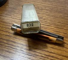 SCHRADE NY USA 832 POCKET KNIFE & 832 VIEW TUBE BOX