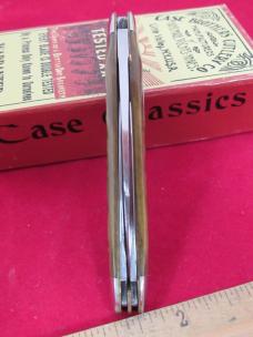 Case Classic Green Bone Split Back Whittler Pattern # 630055