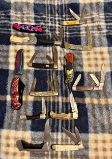 15 knife lot