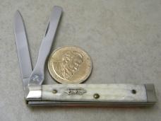 Case XX USA 2005 Red Bone & Natural Bone 6282 SP-SS Baby Doc Knife in Box