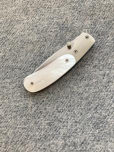 Vintage WILLIAM HENRY Fine Knives, Model T09  Mother-of-Pearl Folding Linerlock Pocket Knife MIB