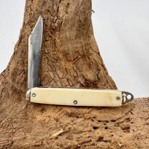 VINTAGE NOVELTY KNIFE CO MADE IN USA JACK WHITE KEY CHAIN POCKET KNIFE 210