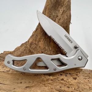 GERBER PARAFRAME I GRAY FOLDING POCKET KNIFE Serrated Blade Clip Thumbstud 212