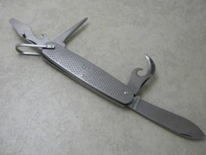 Camillus US 1972 Metal Camp Scout Utility Knife