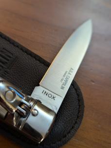 NIB AGA Campolin Old Style 21cm - 8" Birdbeak leverlock in Blonde Brazilian Horn 