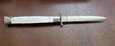 Frank B Swing Guard 11" Pearlex scales.