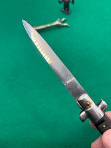 Vintage Unstamped Italian Stiletto with Checkered Plastic Scales