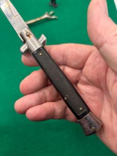 Vintage Unstamped Italian Stiletto with Checkered Plastic Scales