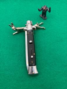 Vintage Unstamped Italian Stiletto with Checkered Plastic Scales