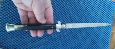 Tarry Levigne 11" Switchblade 