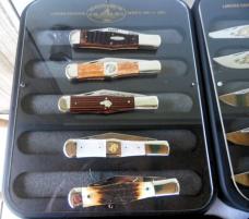 27 MINT KABAR CLUB KNIVES PLUS 6 WALL MOUNTS PRE OWNED GREAT CONDITION 1981-1999