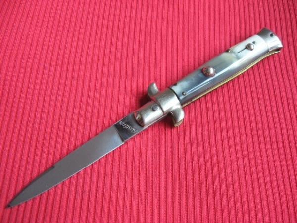 Vintage 1960's Italian Button Open Button Close Stiletto Switchblade Knife