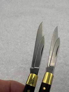 Camillus 2 Vintage 2 Blade Pen Knives Made In New York USA (#55)