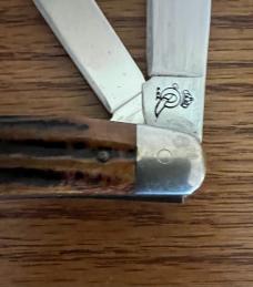 VINTAGE '81-'90 QUEEN USA - BONE HANDLE - 3 BLADE STOCKMAN POCKET KNIFE