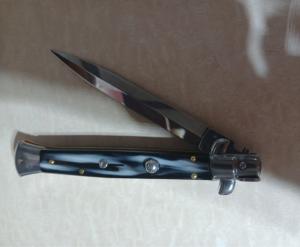 11" F. BELTRAME IMITATION BUFFALO HORN WITH DAGGER BLADE 4MM SWIVEL BOLSTER