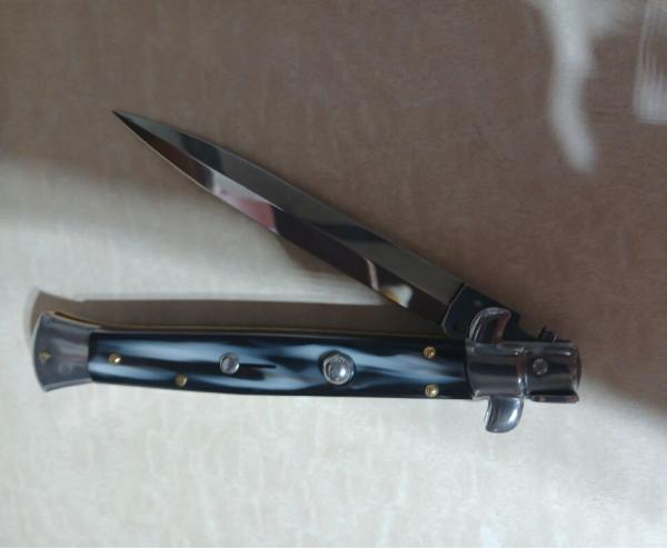 11" F. BELTRAME IMITATION BUFFALO HORN WITH DAGGER BLADE 4MM SWIVEL BOLSTER