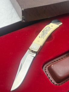 Schrade + 1782-1982 Limited Edition Bald Eagle Scrimshaw LB5 Lockback Hunter Made In USA Vintage