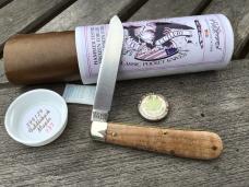 Great Eastern Cutlery 394124 Fiddleback Maple #157 Maple Leaf Shield 