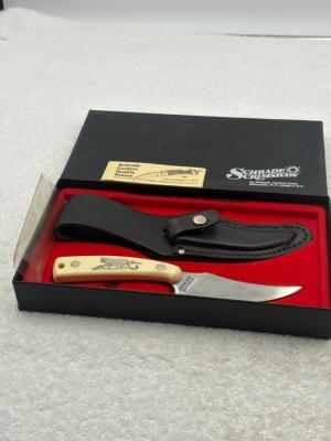 Schrade Sharpfinger Scrimshaw ( Mountain Lion) SC-502 New In Box
