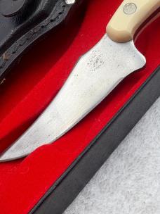 Schrade Sharpfinger Scrimshaw ( Mountain Lion) SC-502 New In Box