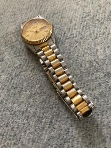 Vintage RARE SEIKO, Quartz, Date, Ladies Stainless-Link Band Wrist Watch