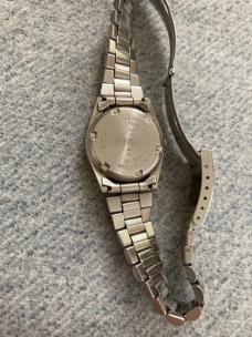 Vintage RARE SEIKO, Quartz, Date, Ladies Stainless-Link Band Wrist Watch