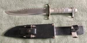 Taiwan Made Stainless Buckmaster 184 Copy WAccessories c 1980S