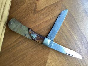 Vintage KA-BAR REG US PAT OFF JUMBO TRAPPER