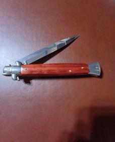 11" FRANK BELTRAME STILETTO WITH NATURAL RED HEART WOOD HANDLES AND A 4MM BAYONET BLADE
