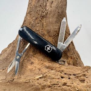 Swiss Army Knife Victorinox 58mm Classic SD Black EDC Toothpick amp Tweezers 61