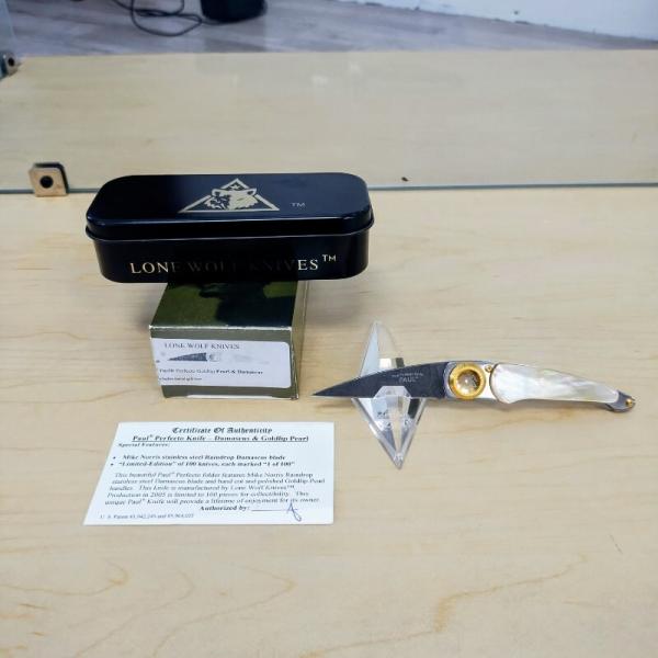 Limited Edition Lone Wolf Paul Perfecto Knife Damascus and Goldlip Pearl circa 2005