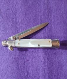 7"DOLPHIN DM. ITALIAN STILETTO POLISHED "PLICKLOCK" IMITATION PEARL