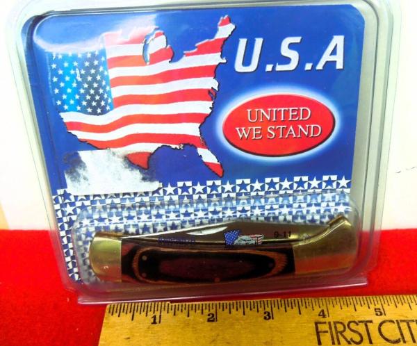911 FROST WOOD HANDLE UNITED WE STAND COMMEMORATIVE KNIFE 5-1/4" IN BLISTER PACK 