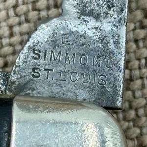 E.C. SIMMONS VINTAGE KEEN KUTTER 2 BLADE EASY OPEN POCKET KNIFE USA RARE (243)