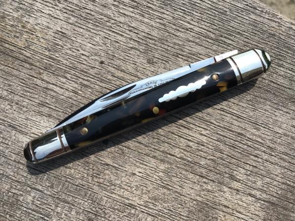 Great Eastern Cutlery Northfield 892309 Executive Whittler Black Gold Acrylic