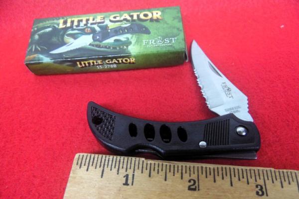 FROST LITTLE GATOR FROM YEARS PAST UNUSED IN BOX FOR DESK DRAWER OR POCKET CARRY