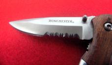 WINCHESTER 4" WOOD SCALE THUMB STUD PART SERRATED POCKET CLIP FEW YEARS OLD UNUSED