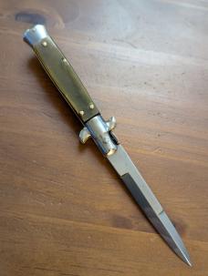 18CM-7 INCH PICKLOCK MADE IN MANIAGO ITALIAN STILETTO IN FAT BRAZILIAN HORN 