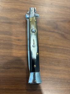 Italian Stiletto with Nice Horn