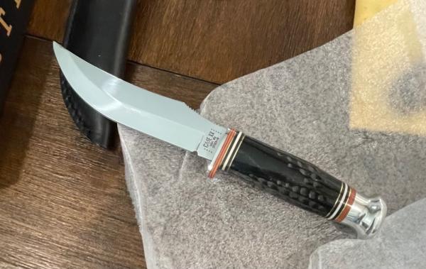 Case XX Buffalo Hunter fixed blade