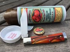 Great Eastern Cutlery 941125 Salsa Cutter Liberty Jack Tomato Acrylic Guitar Shield