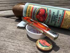 Great Eastern Cutlery 941125 Salsa Cutter Liberty Jack Tomato Acrylic Guitar Shield
