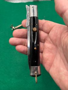 10.5” Rizzuto Estileto Milano Batwing with Swedge Blade