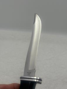 Buck Vintage Pre-1986 Model 105 Fixed Blade Sheath Knife Made In USA