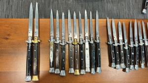 40 Vintage Switchblades from 70s to 90s